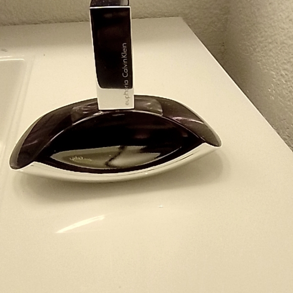 Parfum - Picture 4 of 6